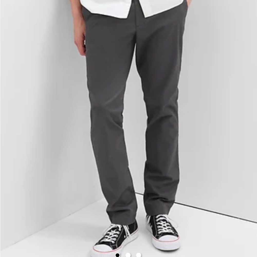 Men's GAP Essential Khaki Slim Grey Twill Pants Size 33 x 32 NWOT